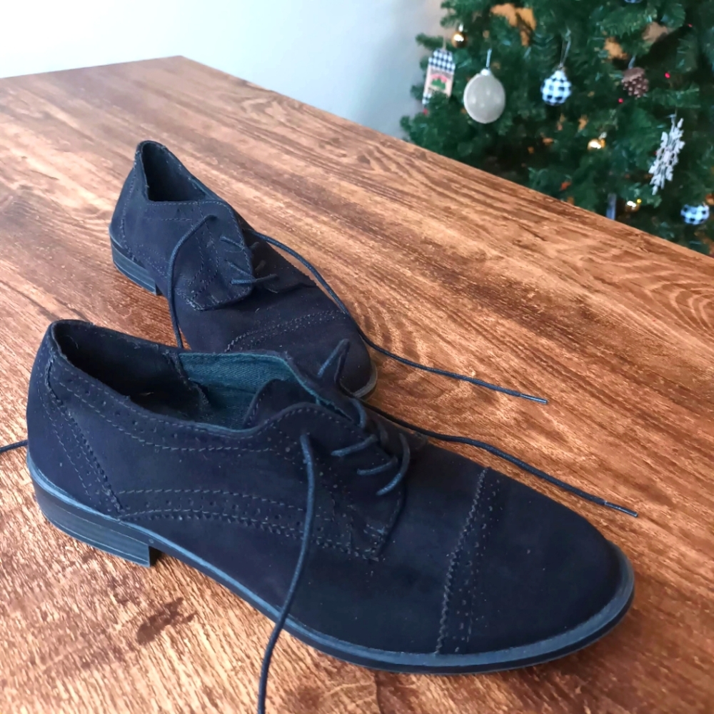 Old Navy Suede Shoes